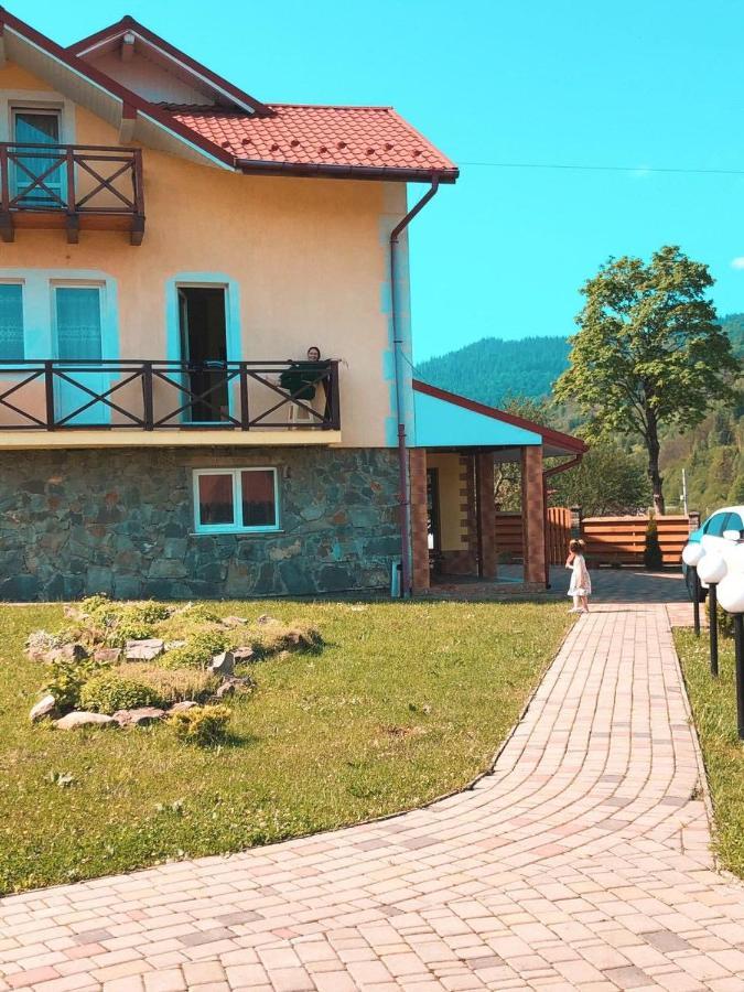 فندق Karpatskyi Maetok سلافسكي المظهر الخارجي الصورة